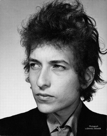 Joni Mitchell has called Bob Dylan a fake 